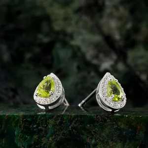 Cercei din argint Silver Drop Peridot
