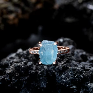 Inel din argint Rose Gold Piece of Aquamarine