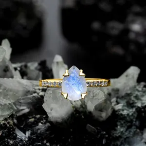 Inel din argint Golden Drop Moonstone
