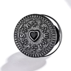 Talisman din argint Black Hearted Biscuit