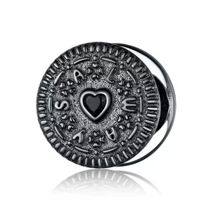 Talisman din argint Black Hearted Biscuit