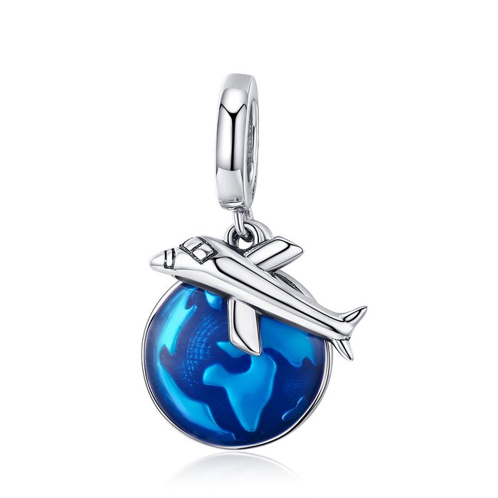 Talisman din argint plane around the world