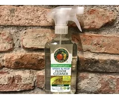 ECO SOLUTION SPRAY CLEANING FLOORS AND FURNITURE WITH LEMON 500 ML