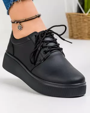 Pantofi casual dama piele naturala negri cu inchidere sireturi si talpa neagra T-3089