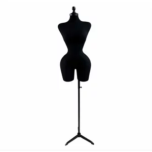 Manechin negru croitorie  / expunere - femei