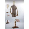 Manechin dama pentru expunere haine cu cap auriu picture - 1