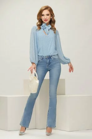 Bluza dama bleu ciel cu buline cu esarfa innodata