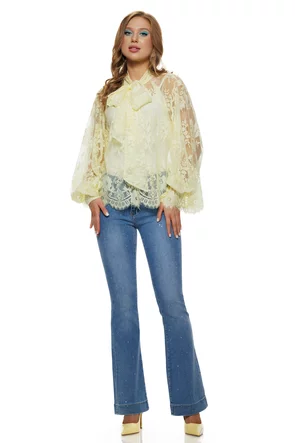 Bluza dama eleganta galbena din dantela premium de bumbac cu mansete late esarfa si terminatii ondulate