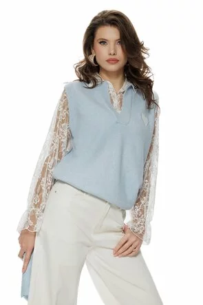 Bluza dama tricotata bleu premium cu maneca si revere de dantela chantily