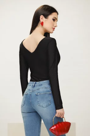 Body dama elegant decoltat cu aplicatii de strasuri
