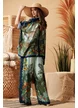 Compleu dama premium din matase naturala si vascoza satinata pantalon si camasa imprimeu jungle verde