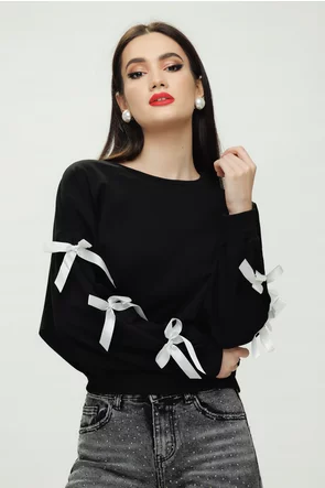 Hanorac dama negru subtire cu fundite albe pe maneci