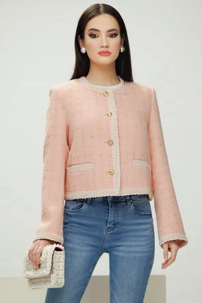 Jacheta dama din tweed premium roz cu buzunare conturuei dantelatesi nasturi metalici