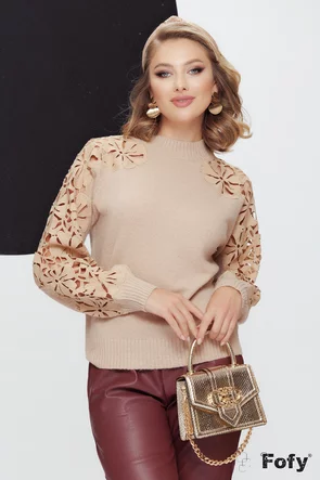 Pulover dama elegant premium bej cu aplicatii de dantela cu flori pe maneci