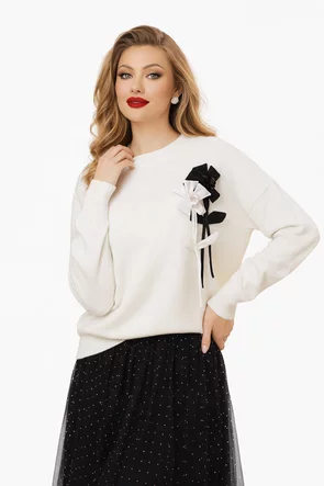 Pulover dama premium alb cu flori alb negru si cristale