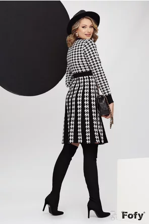 Rochie dama tricotata din vascoza premium picior de cocos cu fusta evazata si nasturi metalici 