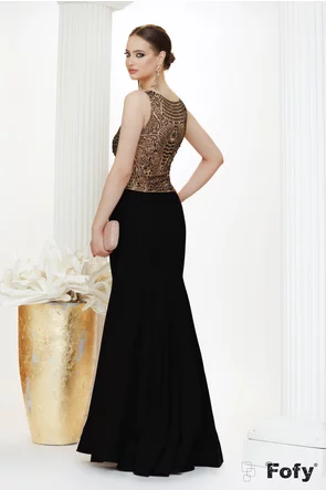 Rochie de ocazie lunga neagra premium cu bust din tull cu aplicatii strasuri