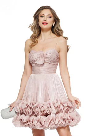 Rochie de ocazie spectaculoasa roz pudra din organza drapata cu volane romantice si corset reglabil