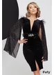Rochie elegantă de catifea neagră Fofy cu decolteu adânc maneci din voal cu glitter fin si centura cu pene si cristale