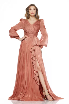 Rochie eleganta de ocazie de LUX roz cupru din voal cu reflexe diafane fronseuri si volan spiralat