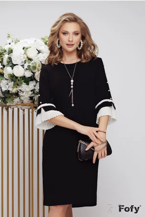 Rochie eleganta de ocazie neagra din tripluvoal premium aplicatii plisate perle si colier