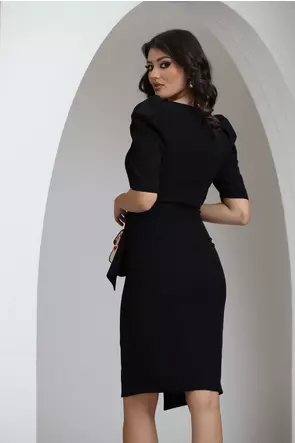 Rochie eleganta Fofy neagra cu fusta petrecuta si nod stilizat