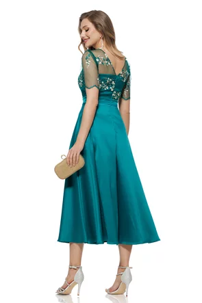 Rochie  Fofy elegantă verde smarald din tafta usor elastica cu bust din dantela premium