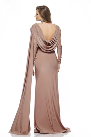 Rochie lunga de ocazie de LUX din lycra satinata mocca mousse cu drapaje spectaculoase