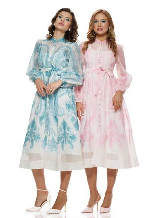 Rochie lunga premium roz din organza cu imprimeu paisley baroc cu buzunare si nasturi cristal