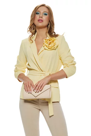 Sacou dama elegant galben cu floare detasabila si cordon