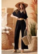 Salopeta de vara neagra decoltata cu pantalon lejer si centura boho