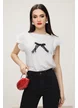 Tricou dama alb premium cu fundita in contrast din dantela si strasuri