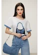 Tricou dama alb premium cu gentuta de blug