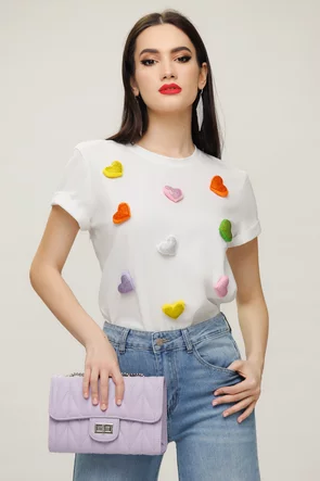 Tricou dama alb premium cu inimioare colorate si strasuri