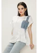Tricou dama alb premium din bumbac 100% cu buzunar de blug  si volan de organza