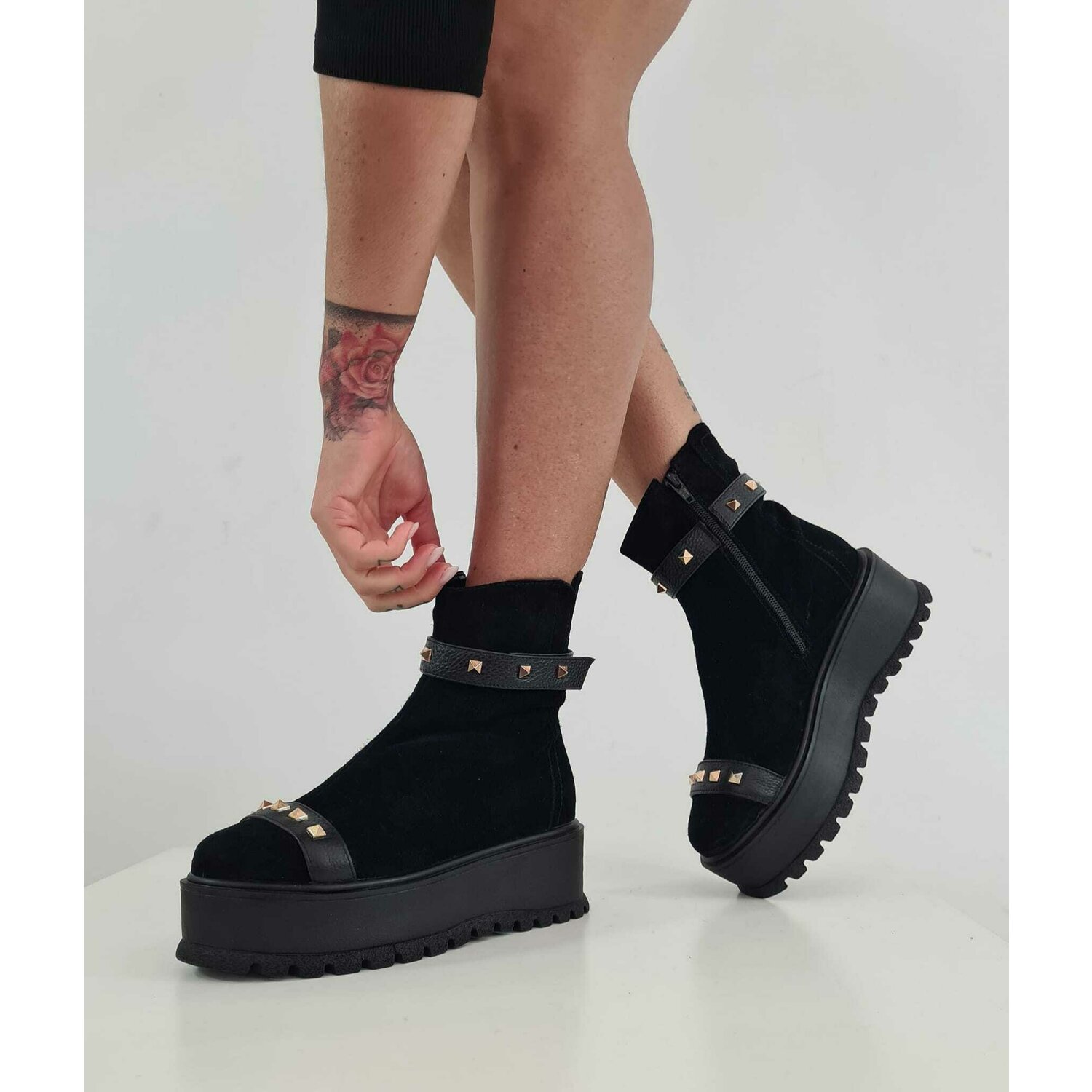 Aceasta este imaginea corespunzatoare acestui obiect