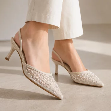 Pantofi stiletto eleganti din dantela si strasuri Nud cu toc mic Lolita
