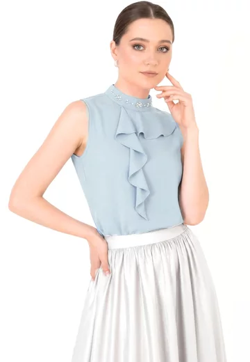 Bluza baby blue din voal cu detaliu tip cascada , strasuri si perle