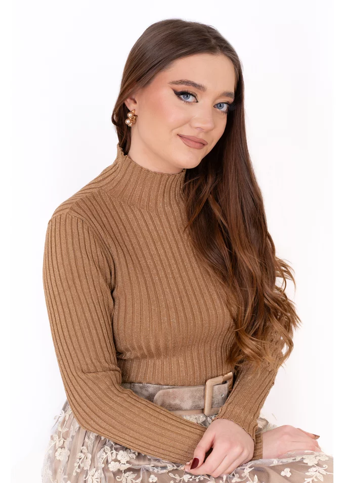 Bluza caramel cu semigat si fir lurex