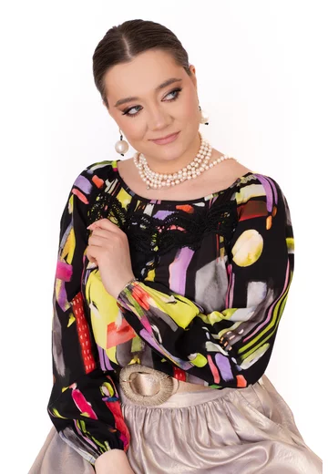 Bluza casual colorfull city din vascoza