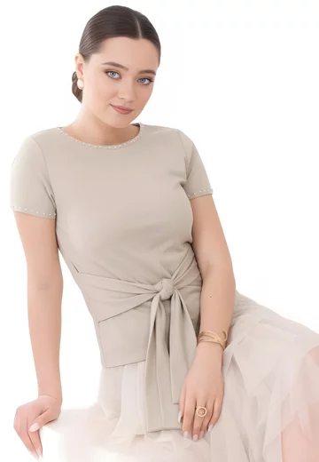 Bluza cream cu detaliu tip cordon