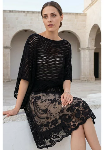 Bluza crosetata din macrame negru