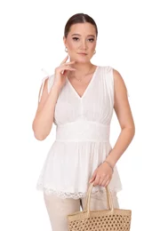 Bluza de vara alba cu peplum accesorizata cu boderie