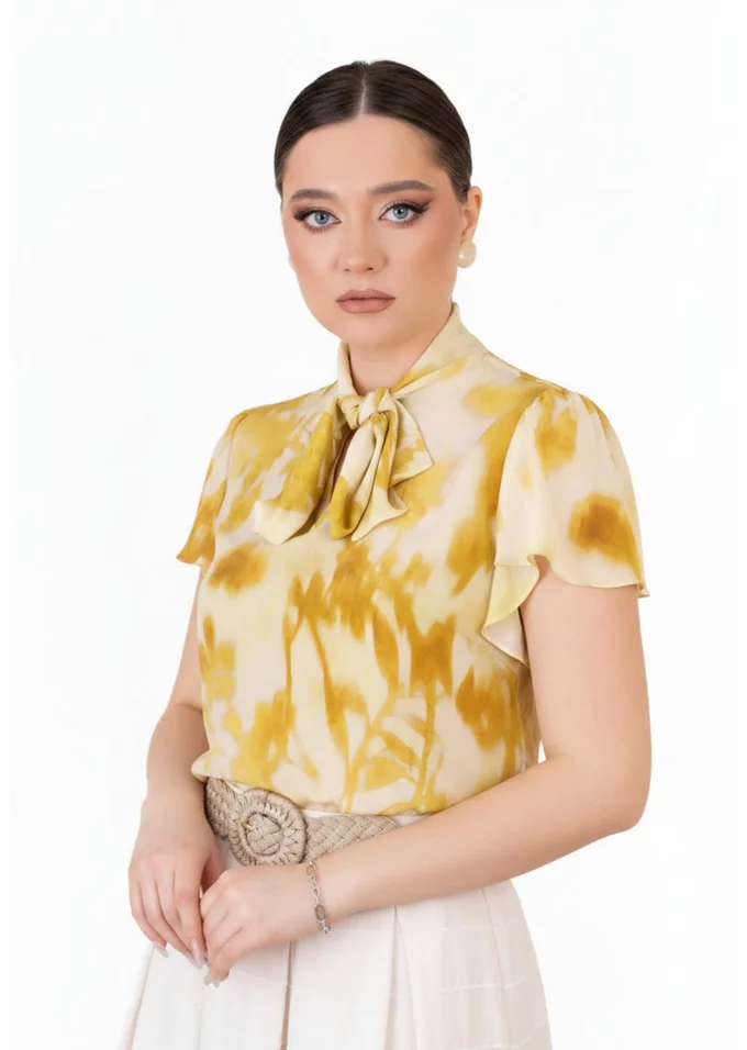 Bluza din vascoza soft vanilla cu print floral