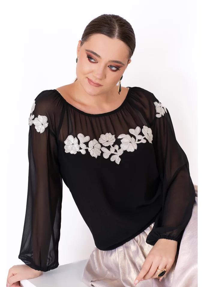 Bluza eleganata neagra decorata cu broderie argintie din paiete