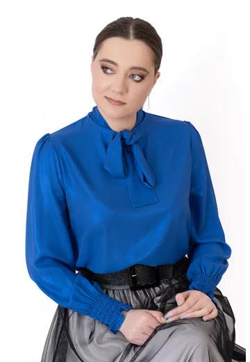 Bluza eleganta albastru topaz sidefat decorata cu esarfa