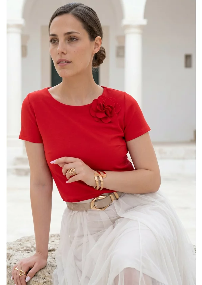 Bluza eleganta cherry decorata cu floare
