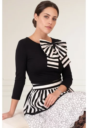 Bluza eleganta cu funda monocrome stripes din tafta alb negru