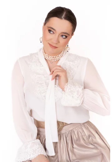 Bluza eleganta cu funda si jabou  din dantela