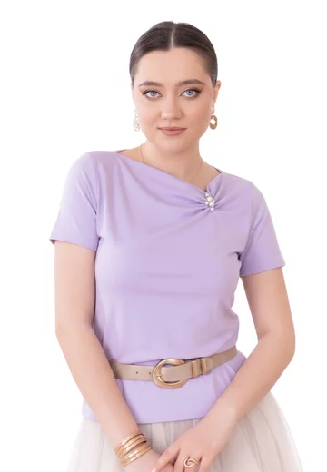 Bluza eleganta cu maneca scurta mov lavanda cu detaliu din perle